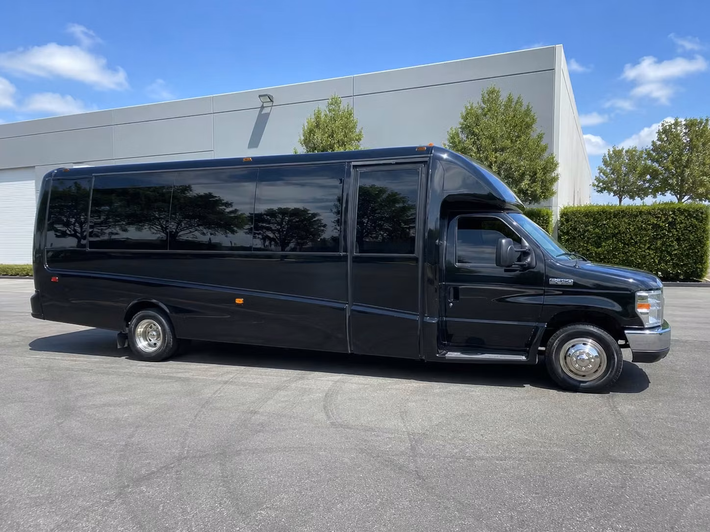lake forest prom homecoming bus rentals